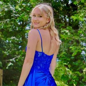 Meet your Posher, Maély